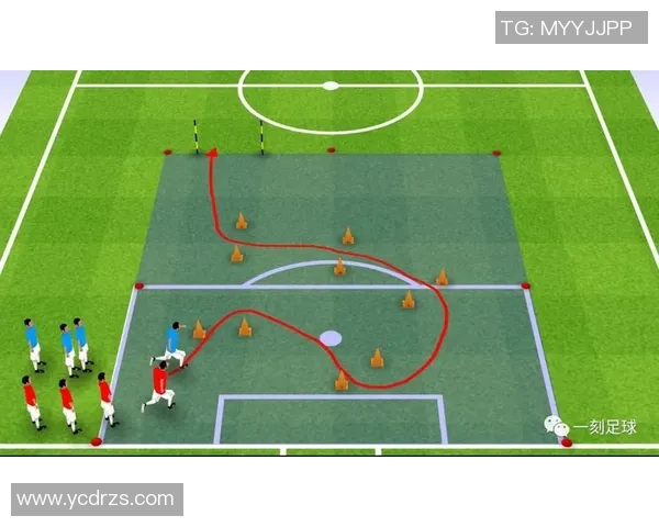 赛后分析:北京足球队与武汉足球队的团队协作表现与战术探讨 赛后分析:北京足球队与武汉足球队的团队协作表现与战术探讨